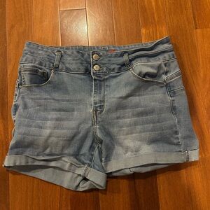 Wax Jean Light Blue Denim Shorts